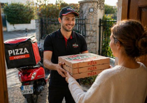 services-pizza-Livraison-à-domicile